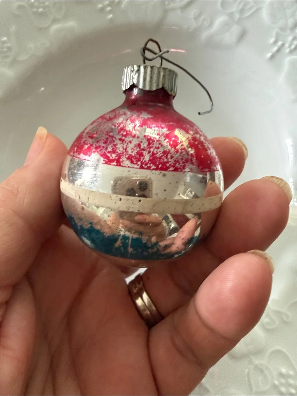 Vintage Glass Holiday Ornament Set with Reindeer Motif - Multi-Color